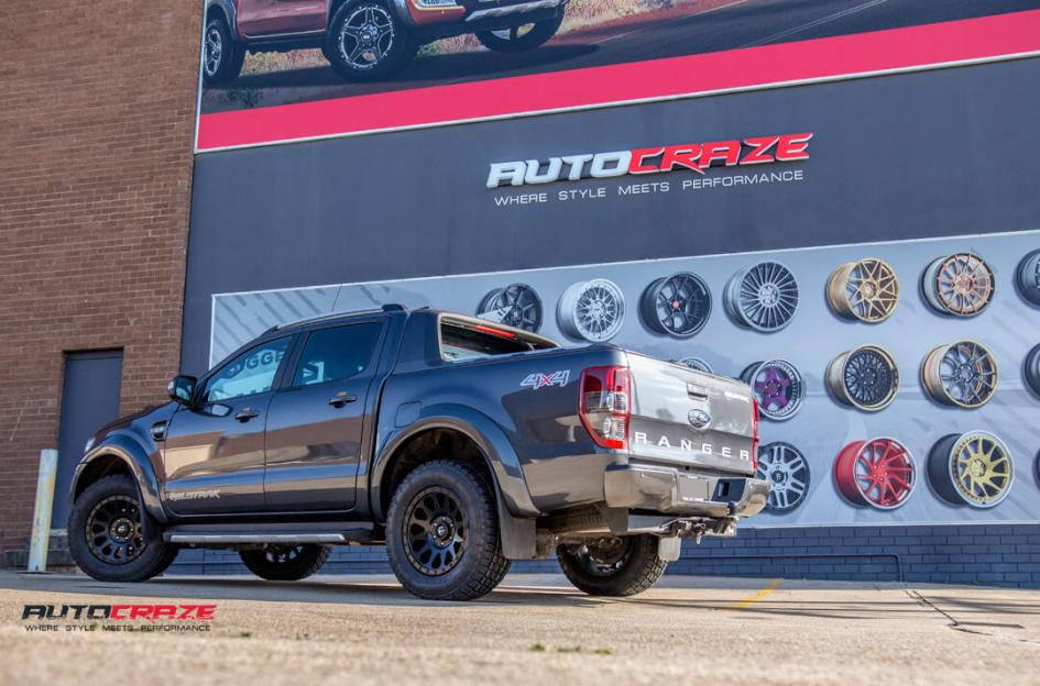 FORD-RANGER-VECTOR-MATTE-BLACK